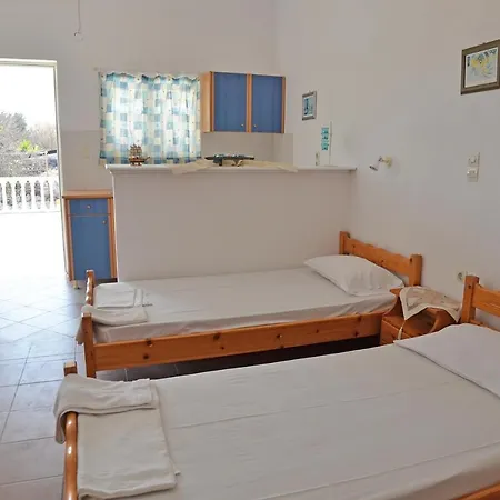 Nikos Aparthotel *