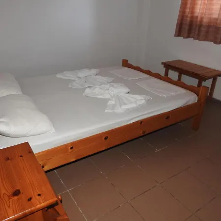 Nikos Aparthotel *