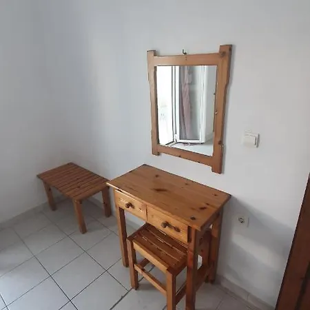 Nikos * Laganas