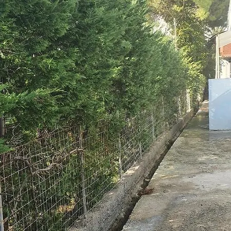 Nikos Aparthotel *