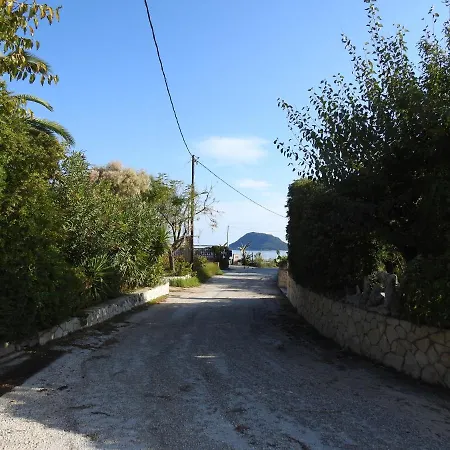Aparthotel Nikos
